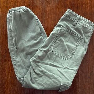 Levi's Green Cargo Capri Pants High Waisted Women’s Sz 26